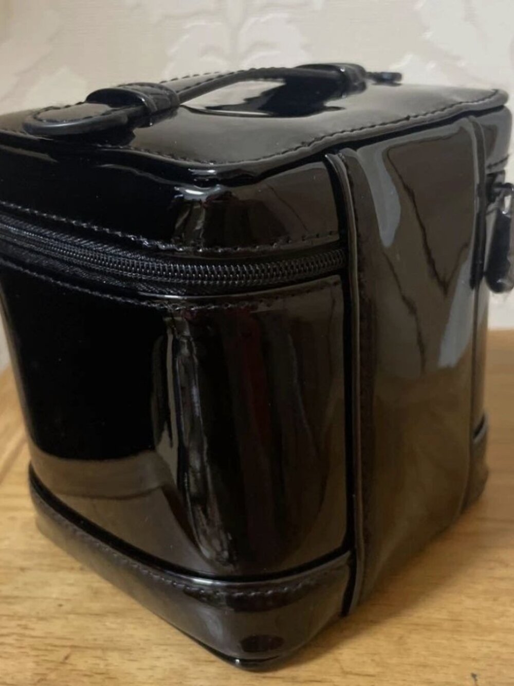 Dior Beauty black Vanity Case Cosmetic Bag Limited Edition New In Box - Picture 7 of 10